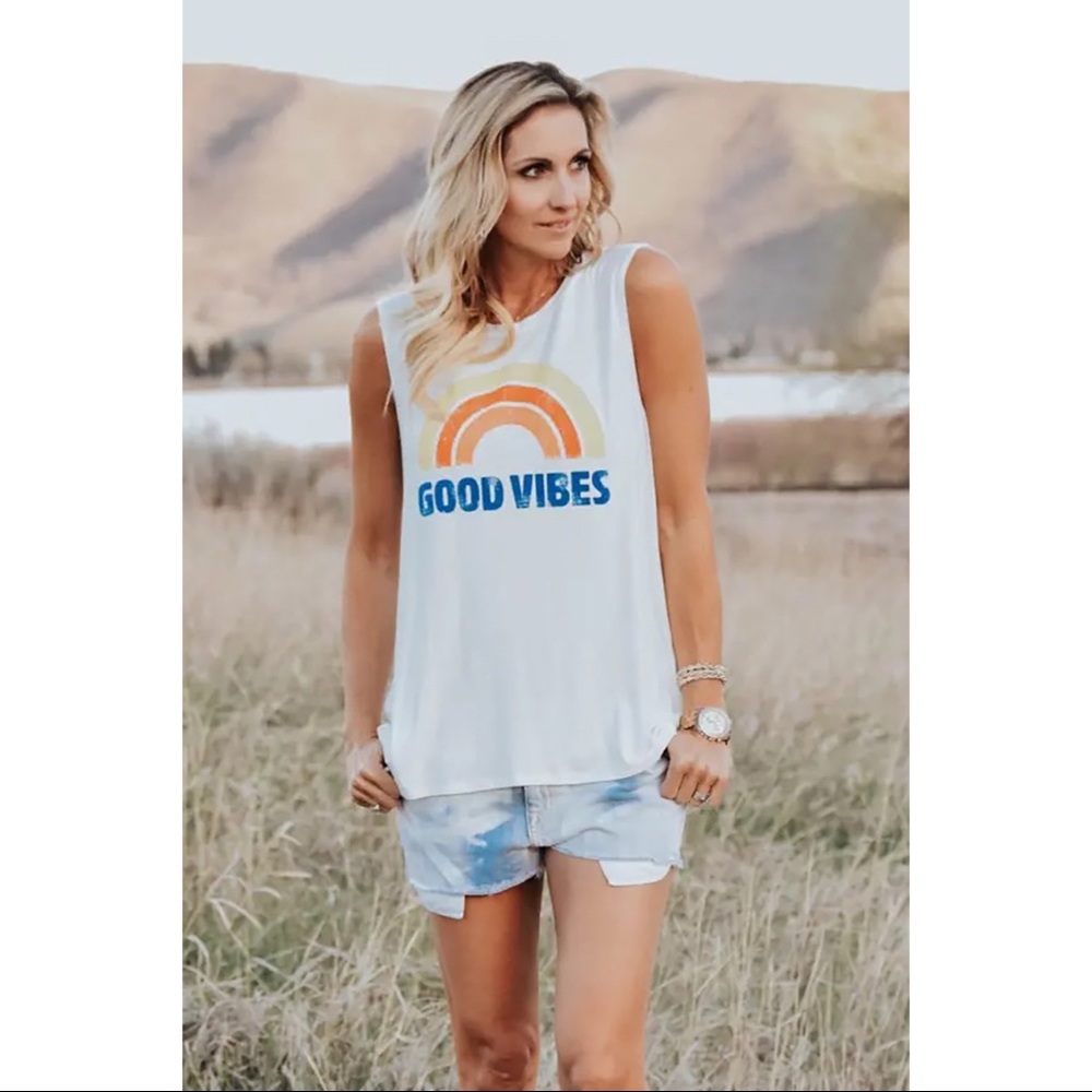 🆕 White Good Vibes Sleeveless Tank Top - Picture 3 of 4